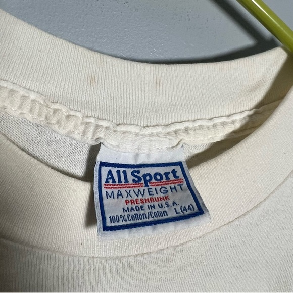 Vintage Hootie and the Blowfish T-Shirt - Picture 3 of 6